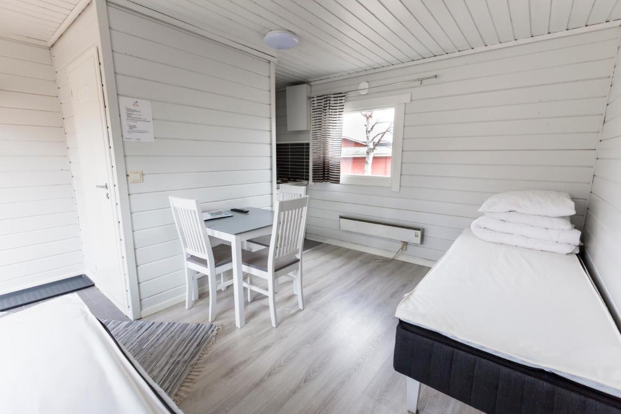 Crow Creek Cabins Инари Экстерьер фото