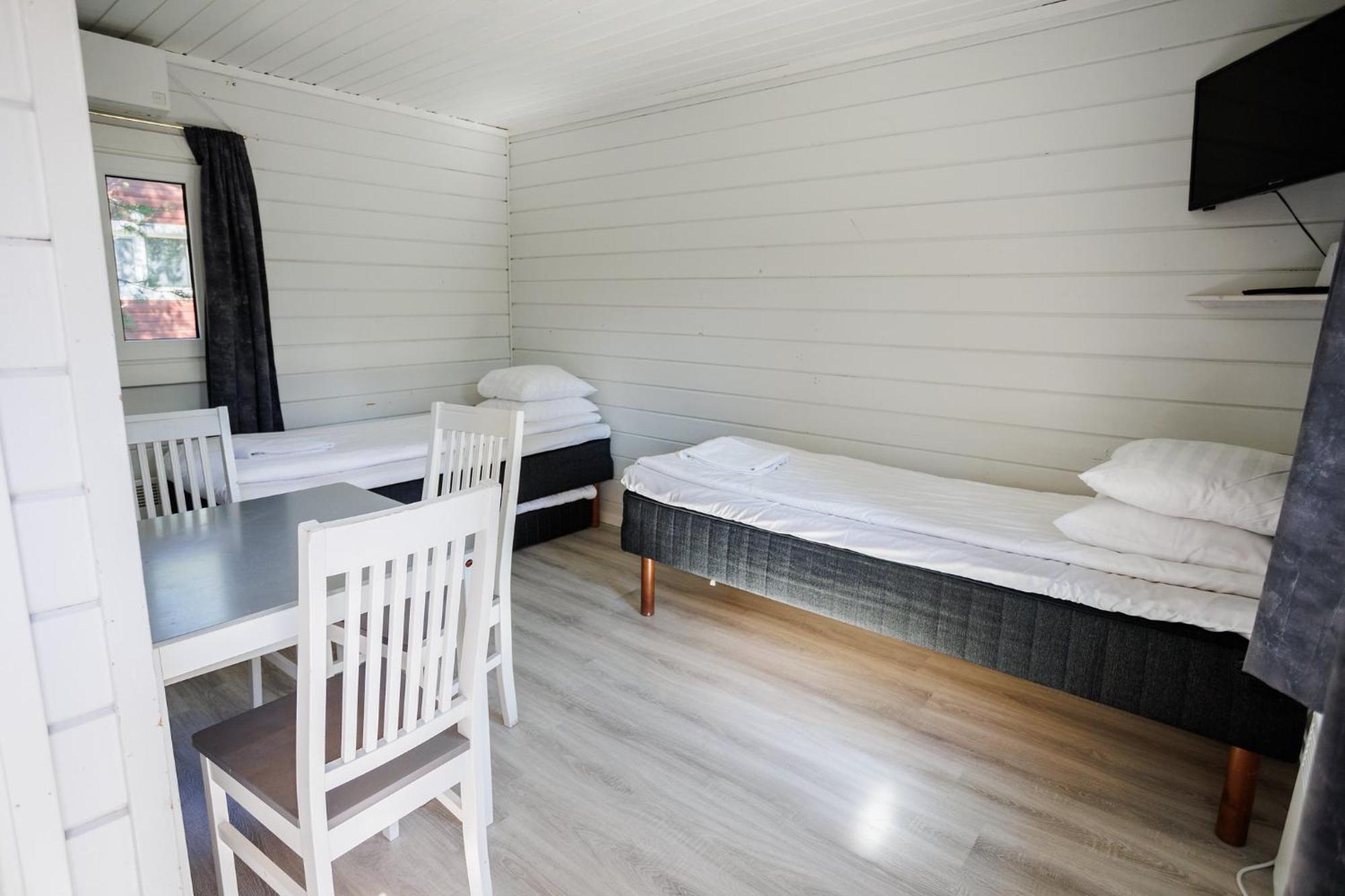 Crow Creek Cabins Инари Экстерьер фото